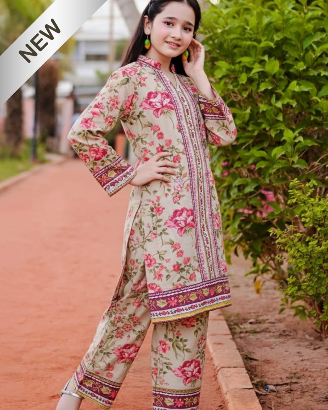 Ophellia (Poly Lawn)